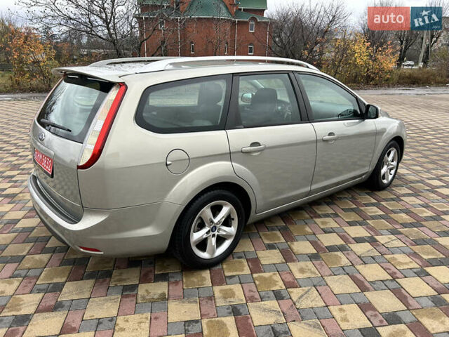 Сірий Форд Фокус, об'ємом двигуна 1.6 л та пробігом 200 тис. км за 5990 $, фото 10 на Automoto.ua