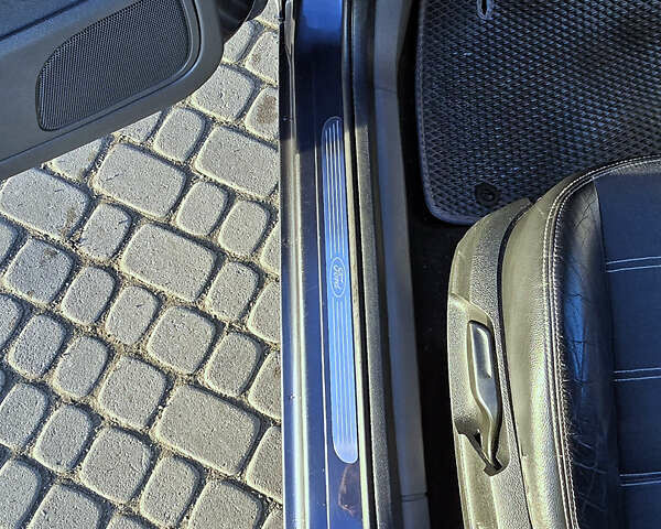 Серый Форд Фокус, объемом двигателя 1.6 л и пробегом 286 тыс. км за 5700 $, фото 17 на Automoto.ua