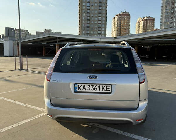 Серый Форд Фокус, объемом двигателя 1.6 л и пробегом 266 тыс. км за 5700 $, фото 4 на Automoto.ua