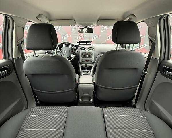 Сірий Форд Фокус, об'ємом двигуна 2 л та пробігом 216 тис. км за 7000 $, фото 14 на Automoto.ua