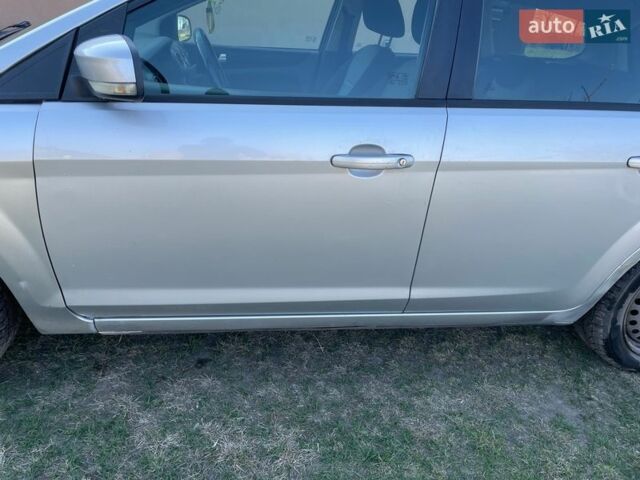 Серый Форд Фокус, объемом двигателя 2 л и пробегом 357 тыс. км за 5225 $, фото 9 на Automoto.ua