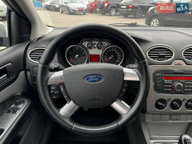 Сірий Форд Фокус, об'ємом двигуна 1.6 л та пробігом 188 тис. км за 5700 $, фото 10 на Automoto.ua