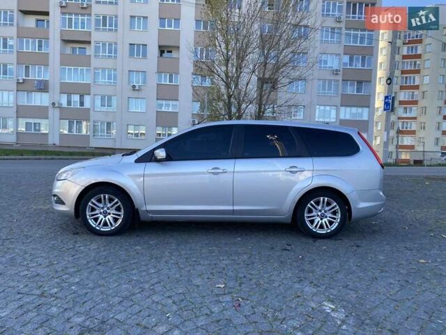 Сірий Форд Фокус, об'ємом двигуна 1.6 л та пробігом 290 тис. км за 5800 $, фото 6 на Automoto.ua