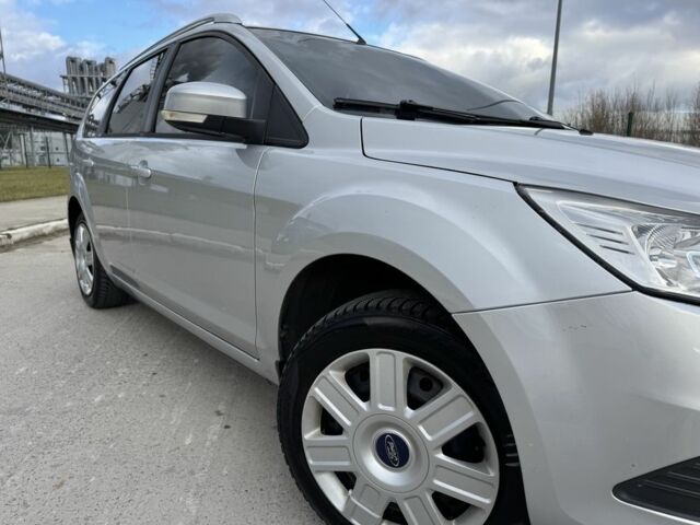 Серый Форд Фокус, объемом двигателя 1.6 л и пробегом 241 тыс. км за 6300 $, фото 19 на Automoto.ua