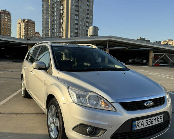 Серый Форд Фокус, объемом двигателя 1.6 л и пробегом 266 тыс. км за 5700 $, фото 2 на Automoto.ua