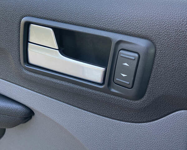 Серый Форд Фокус, объемом двигателя 1.6 л и пробегом 207 тыс. км за 6299 $, фото 19 на Automoto.ua