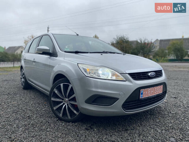 Сірий Форд Фокус, об'ємом двигуна 1.6 л та пробігом 303 тис. км за 6200 $, фото 12 на Automoto.ua