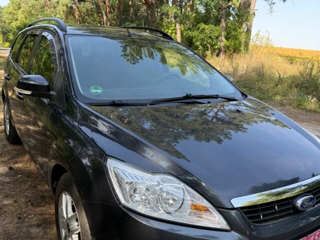 Серый Форд Фокус, объемом двигателя 1.6 л и пробегом 217 тыс. км за 6000 $, фото 2 на Automoto.ua