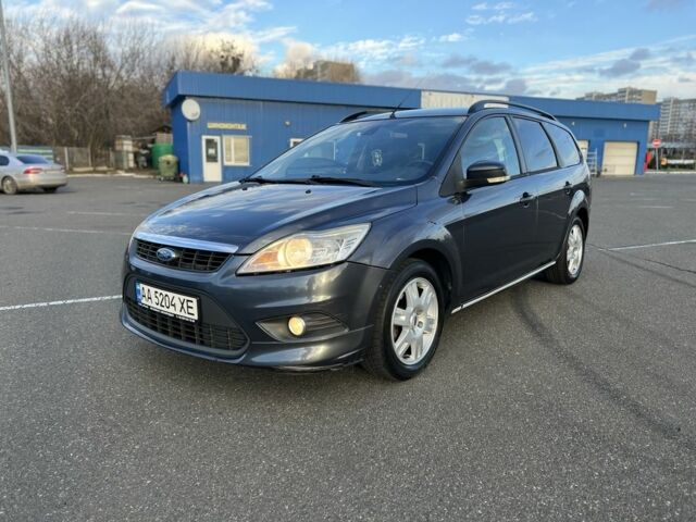 Серый Форд Фокус, объемом двигателя 1.6 л и пробегом 269 тыс. км за 4900 $, фото 1 на Automoto.ua