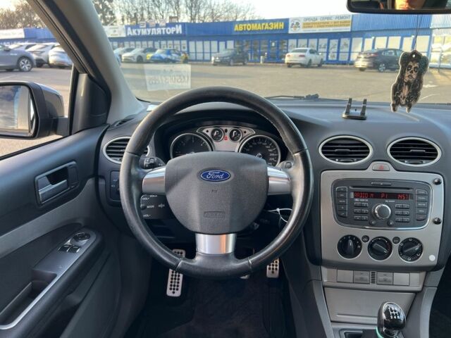 Серый Форд Фокус, объемом двигателя 1.6 л и пробегом 269 тыс. км за 4900 $, фото 20 на Automoto.ua