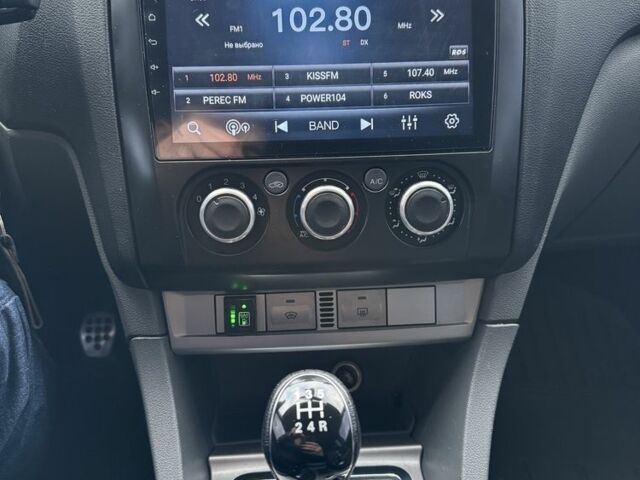 Серый Форд Фокус, объемом двигателя 1.6 л и пробегом 241 тыс. км за 6300 $, фото 21 на Automoto.ua