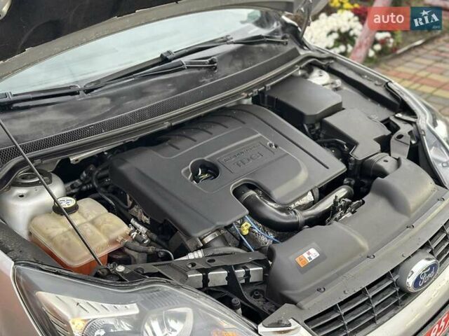 Серый Форд Фокус, объемом двигателя 1.6 л и пробегом 232 тыс. км за 6300 $, фото 36 на Automoto.ua