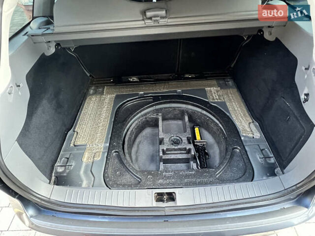 Серый Форд Фокус, объемом двигателя 1.6 л и пробегом 270 тыс. км за 5999 $, фото 65 на Automoto.ua