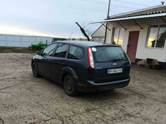 Форд Фокус 2010 у Києві на Automoto.ua Сірий Форд Фокус, об'ємом двигуна 1.6 л та пробігом 269 тис. км за 5500 $, фото 6 на Automoto.ua