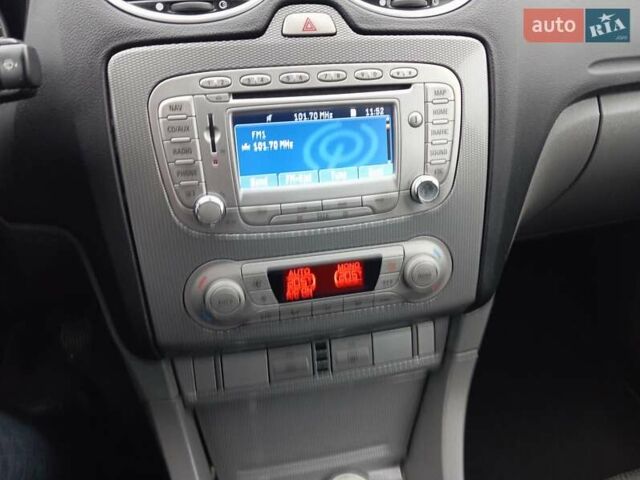 Сірий Форд Фокус, об'ємом двигуна 1.8 л та пробігом 290 тис. км за 5900 $, фото 1 на Automoto.ua