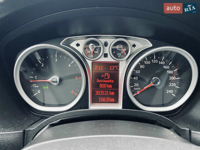 Сірий Форд Фокус, об'ємом двигуна 1.6 л та пробігом 303 тис. км за 6200 $, фото 51 на Automoto.ua