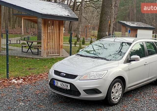 Сірий Форд Фокус, об'ємом двигуна 1.6 л та пробігом 169 тис. км за 6600 $, фото 3 на Automoto.ua