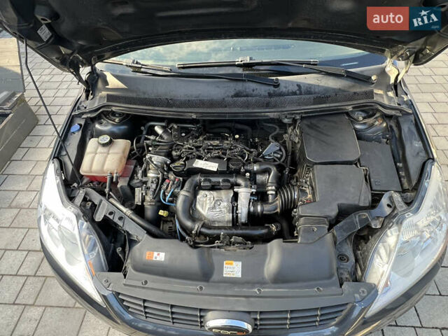 Серый Форд Фокус, объемом двигателя 1.6 л и пробегом 270 тыс. км за 5999 $, фото 57 на Automoto.ua
