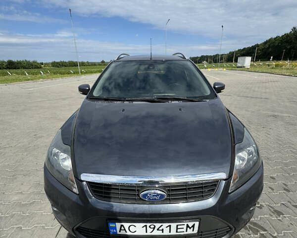 Серый Форд Фокус, объемом двигателя 1.6 л и пробегом 249 тыс. км за 5600 $, фото 5 на Automoto.ua