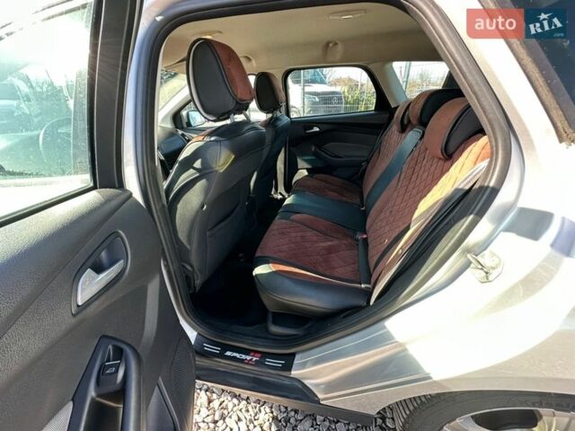 Серый Форд Фокус, объемом двигателя 1.6 л и пробегом 219 тыс. км за 6600 $, фото 21 на Automoto.ua