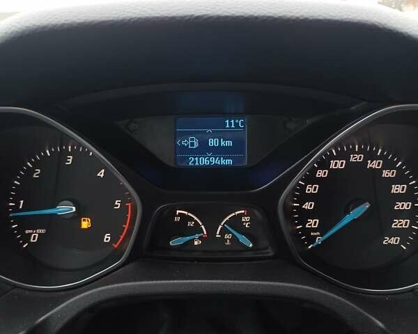 Серый Форд Фокус, объемом двигателя 1.6 л и пробегом 210 тыс. км за 7500 $, фото 1 на Automoto.ua