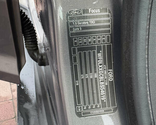 Серый Форд Фокус, объемом двигателя 1.6 л и пробегом 242 тыс. км за 7199 $, фото 19 на Automoto.ua