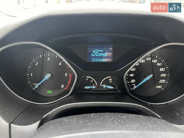 Сірий Форд Фокус, об'ємом двигуна 1.56 л та пробігом 223 тис. км за 6499 $, фото 6 на Automoto.ua