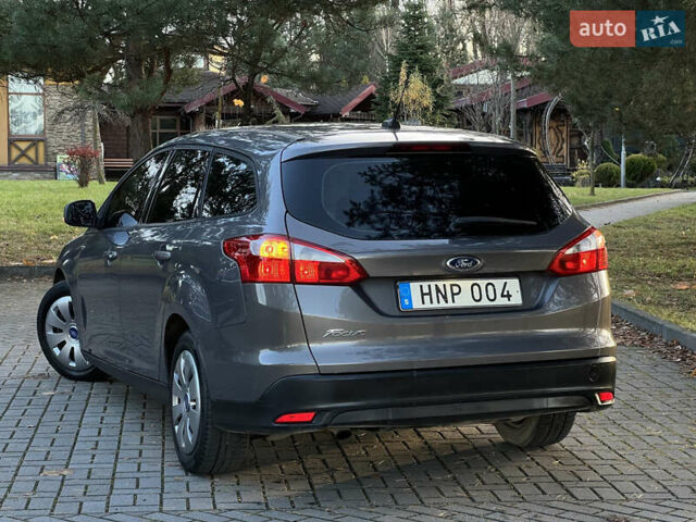 Серый Форд Фокус, объемом двигателя 1.6 л и пробегом 236 тыс. км за 6800 $, фото 23 на Automoto.ua