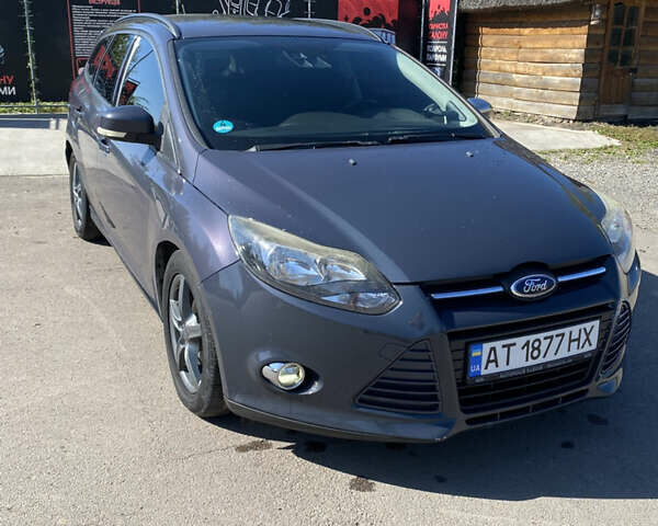 Серый Форд Фокус, объемом двигателя 1.56 л и пробегом 283 тыс. км за 7000 $, фото 3 на Automoto.ua