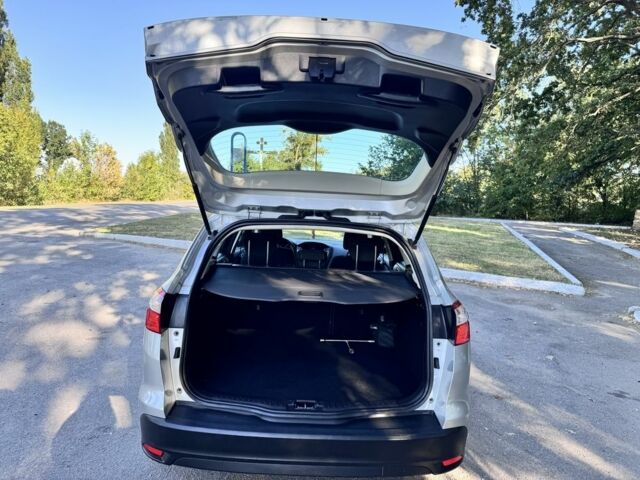 Серый Форд Фокус, объемом двигателя 1.6 л и пробегом 181 тыс. км за 7799 $, фото 3 на Automoto.ua