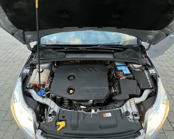 Сірий Форд Фокус, об'ємом двигуна 1.6 л та пробігом 230 тис. км за 7750 $, фото 11 на Automoto.ua