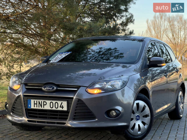 Серый Форд Фокус, объемом двигателя 1.6 л и пробегом 236 тыс. км за 6800 $, фото 12 на Automoto.ua