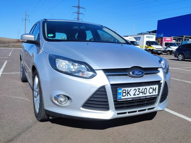 Серый Форд Фокус, объемом двигателя 1.6 л и пробегом 260 тыс. км за 7000 $, фото 1 на Automoto.ua