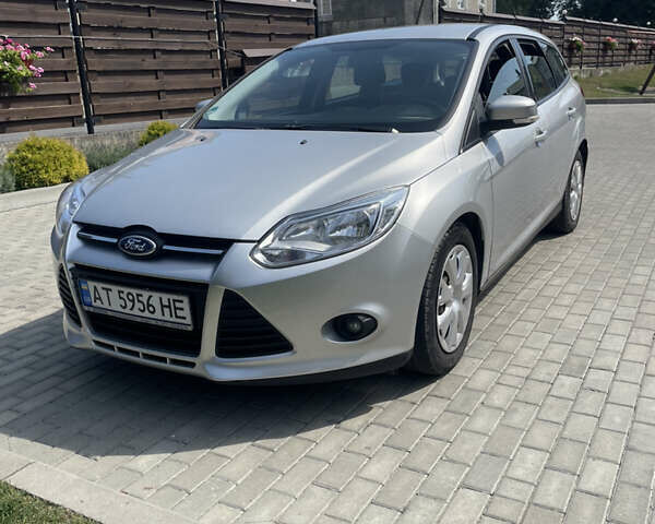 Серый Форд Фокус, объемом двигателя 1.56 л и пробегом 233 тыс. км за 7900 $, фото 4 на Automoto.ua