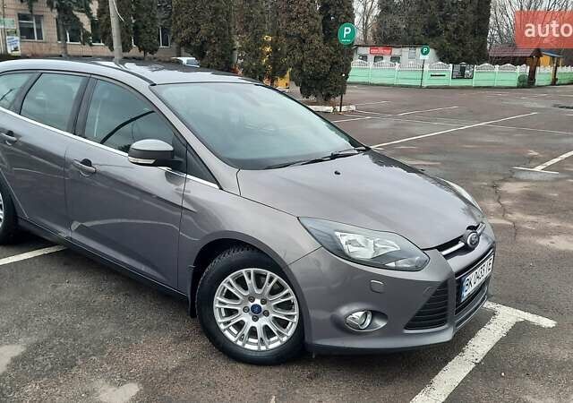 Серый Форд Фокус, объемом двигателя 2 л и пробегом 296 тыс. км за 7500 $, фото 13 на Automoto.ua