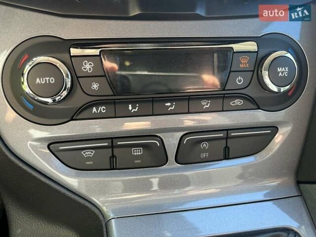 Сірий Форд Фокус, об'ємом двигуна 1.6 л та пробігом 191 тис. км за 8300 $, фото 18 на Automoto.ua