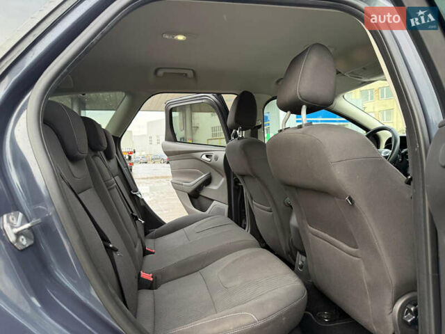 Серый Форд Фокус, объемом двигателя 1.6 л и пробегом 228 тыс. км за 6900 $, фото 42 на Automoto.ua