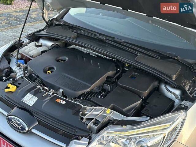 Сірий Форд Фокус, об'ємом двигуна 1.6 л та пробігом 240 тис. км за 8200 $, фото 47 на Automoto.ua