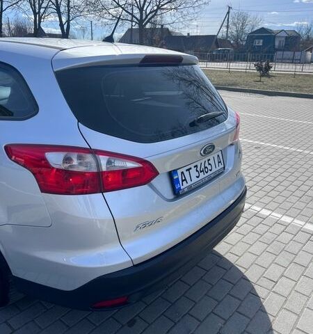 Серый Форд Фокус, объемом двигателя 1.56 л и пробегом 272 тыс. км за 6450 $, фото 4 на Automoto.ua