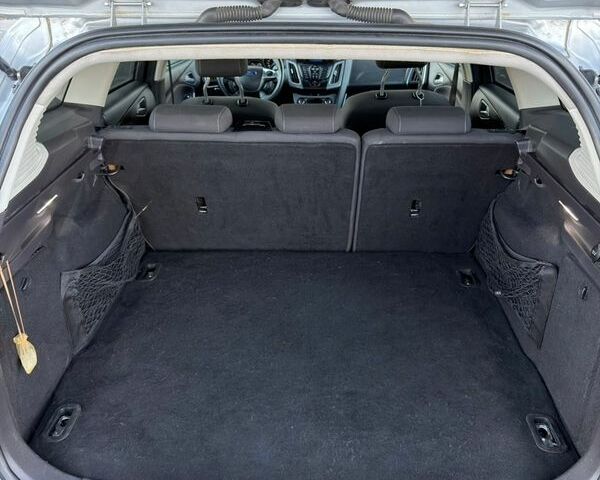 Сірий Форд Фокус, об'ємом двигуна 1.56 л та пробігом 210 тис. км за 8700 $, фото 26 на Automoto.ua