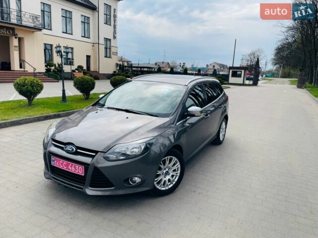 Сірий Форд Фокус, об'ємом двигуна 1.6 л та пробігом 226 тис. км за 7699 $, фото 2 на Automoto.ua