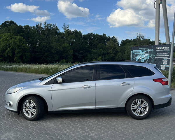 Серый Форд Фокус, объемом двигателя 1.56 л и пробегом 254 тыс. км за 7300 $, фото 3 на Automoto.ua