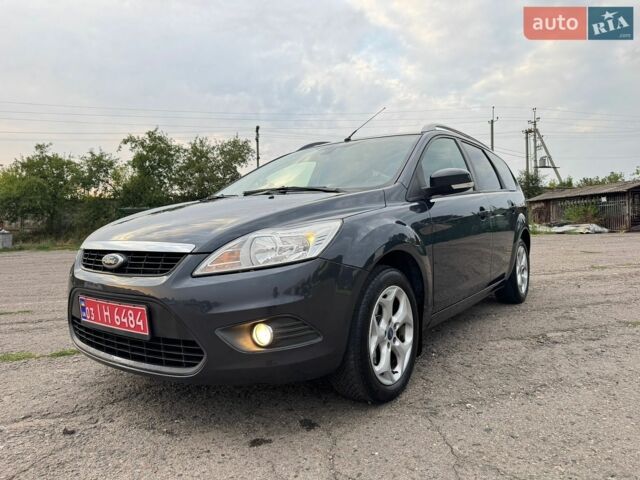 Сірий Форд Фокус, об'ємом двигуна 1.6 л та пробігом 185 тис. км за 5500 $, фото 2 на Automoto.ua