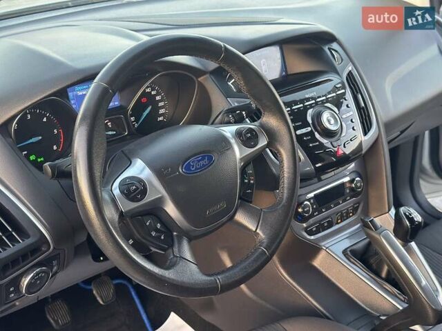Сірий Форд Фокус, об'ємом двигуна 1.6 л та пробігом 240 тис. км за 8200 $, фото 15 на Automoto.ua