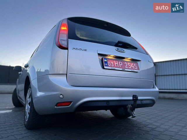 Серый Форд Фокус, объемом двигателя 1.6 л и пробегом 254 тыс. км за 6600 $, фото 9 на Automoto.ua