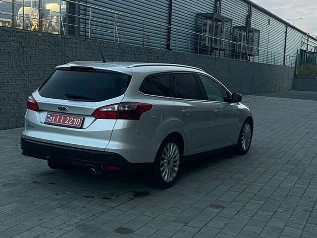Сірий Форд Фокус, об'ємом двигуна 2 л та пробігом 153 тис. км за 8800 $, фото 2 на Automoto.ua