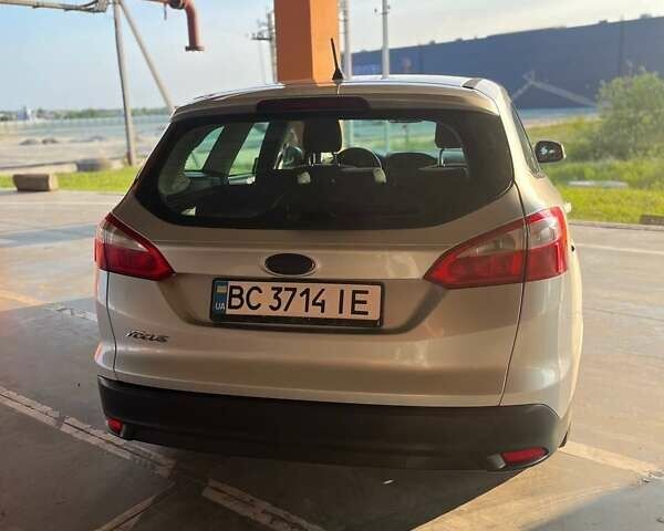 Сірий Форд Фокус, об'ємом двигуна 1.56 л та пробігом 213 тис. км за 7200 $, фото 5 на Automoto.ua