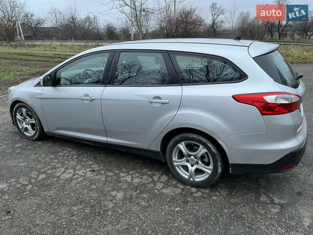 Сірий Форд Фокус, об'ємом двигуна 1.56 л та пробігом 307 тис. км за 7200 $, фото 8 на Automoto.ua