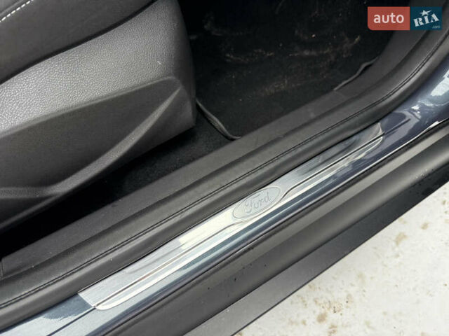 Сірий Форд Фокус, об'ємом двигуна 1.6 л та пробігом 228 тис. км за 6600 $, фото 27 на Automoto.ua