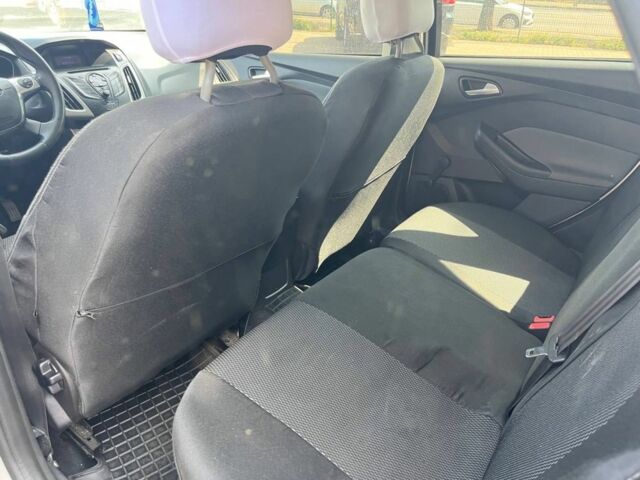 Серый Форд Фокус, объемом двигателя 1.6 л и пробегом 192 тыс. км за 6500 $, фото 11 на Automoto.ua